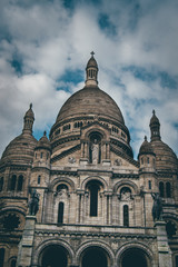 Fototapeta na wymiar st peters basilica of sacre coeur in paris