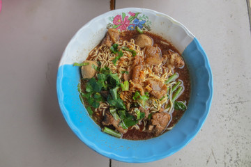 Yakisoba noodle soup with Stewed pork with meatball