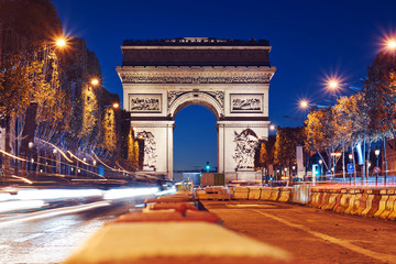 Fototapeta na wymiar Triumphal Arch of the Star at night
