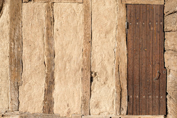 mur d'une maison historique