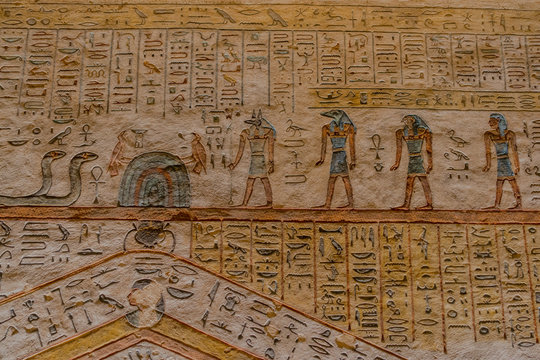 &Auml;gyptisches Wandbild mit Schlangen