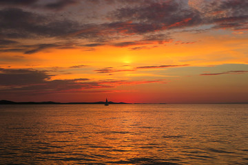 Fototapeta na wymiar amazing meditation sunset on the Adriatic Sea