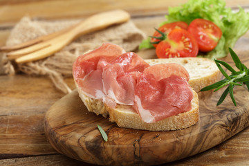 Parma Schinken auf Ciabatta
