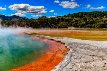 Tissu par mètre Nouvelle-Zélande Nouvelle-Zélande, île du Nord. Rotorua, Wai-O-Tapu (&quot Eau sacrée&quot  en maori) Pays des merveilles thermales. La Piscine de Champagne - la zone géothermique la plus colorée