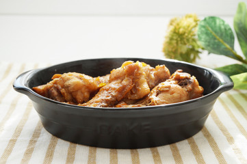 手羽元のマーマレード煮込み