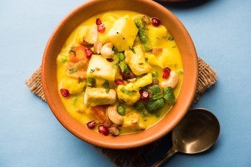 Navratan Korma is a rich, creamy and flavorful Mughlai dish  from India that literally translates to nine-gem curry. The “gems” are the fruits, vegetables and nuts that make up the curry. 