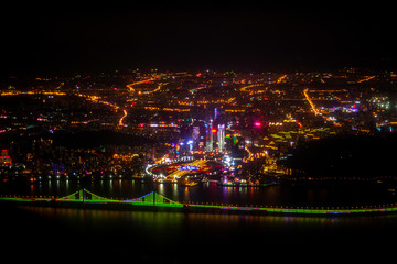 Obraz premium 都会 夜景