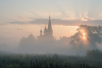 Fototapeta premium Misty dawn.