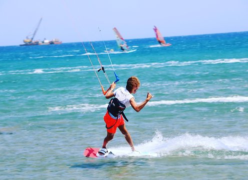 kiteboarding 