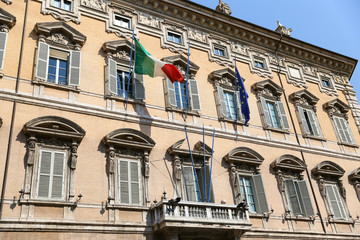 Obraz premium Facade of a Building in Rome, Italy