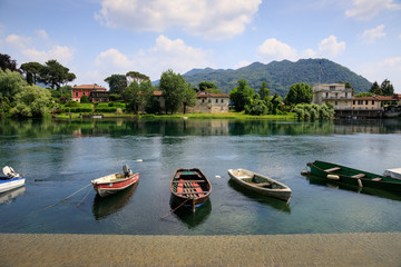 barche sul fiume Adda