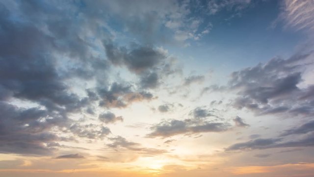 4K Time lapse video video Scene of Colorful sunset with Moving clouds background in nature and travel concept.