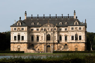 Fototapeta na wymiar Palais, Dresden, Großer Garten