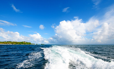 Karibik und Meer pur: Antillen, Mittelamerika, Ferien, Tourismus, Sommer, Sonne, Strand, Auszeit, Meer, Glück, Entspannung: Traumurlaub an einem einsamen, karibischen Strand :)