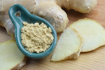 Fresh ginger powder spice bio organic