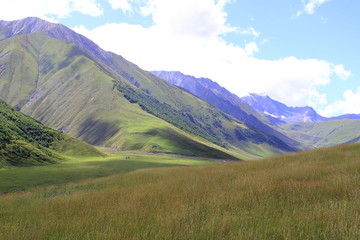 Fototapeta na wymiar Georgian mountains