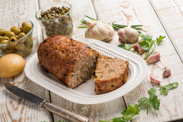 meatloaf with potatoes and parsley
