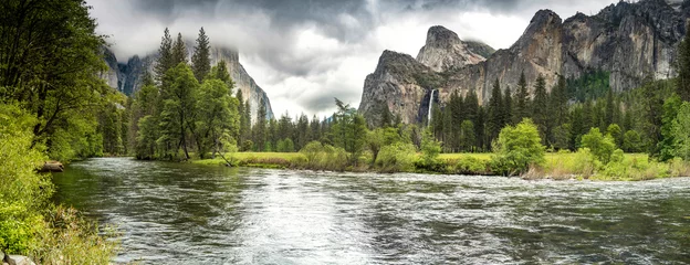 Muurstickers Yosemite Valley National Park © hajdar