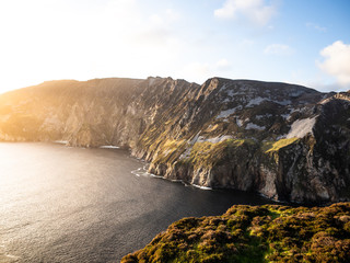 Aussicht von Slieve League in Irland Sligo Entdecken Panorama mit Aussicht und Klippen mit Felsküste
