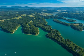 Jezioro Solińskie, Bieszczady. Zdjęcie z powietrza