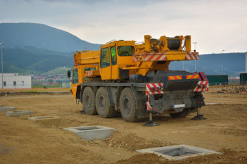 Obraz premium auto crane on construction site