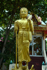 Tempel und Buddhastatuen in Thailand
