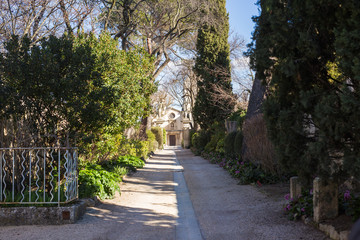 Alley leading to the monastery.