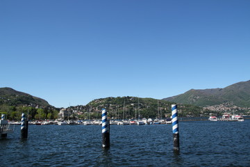 Comer See in Italien - Wasser und Boote