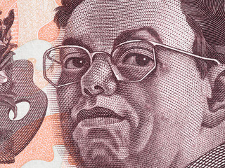 Diego Rivera portrait on Mexico 500 peso bill, extreme macro. Prominent Mexican painter. - obrazy, fototapety, plakaty
