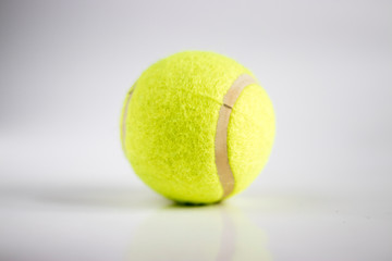 tennis ball	
