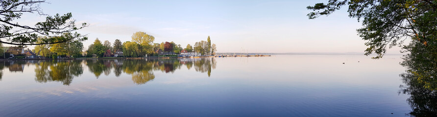 Jezioro. Steinhunder Meer. Wunstorf, Niemcy. © michalsen