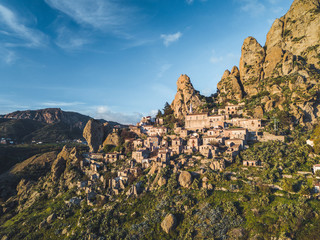 Paese abbandonato in montagna Pentedattilo frazione di Melito di Porto Salvo. Calabria