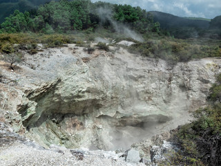 Waiotapu Thermal Wonderland Crater - New Zealand