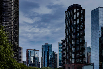 Fototapeta na wymiar modern buildings in chicago