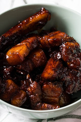 pork ribs in dark soy sauce