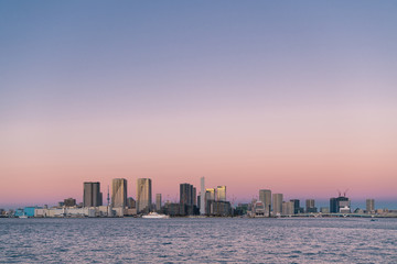 Naklejka premium 都市風景