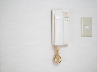 インターフォン