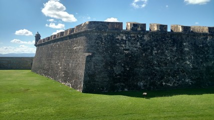 Fototapeta na wymiar ruins of fort
