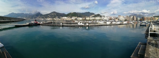 Salerno - Foto panoramica del porto