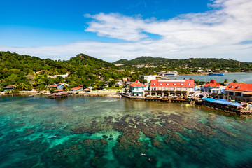 Naklejka premium Rajskie wybrzeże Roatan Honduras