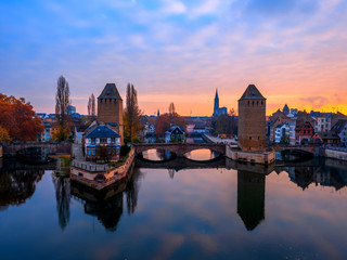 Fototapeta na wymiar Ponts couverts in Strasbourg
