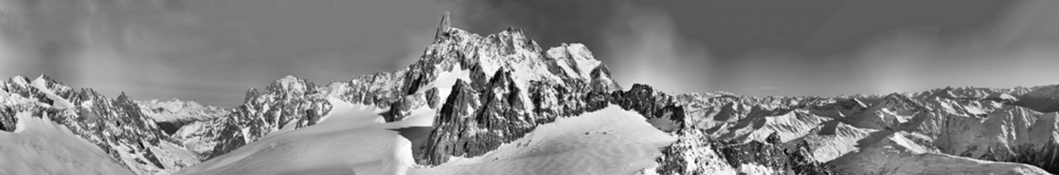 Fototapeta Monte Bianco Panorama in bianco e nero