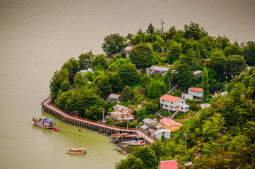 Bahía de Caleta Tortel