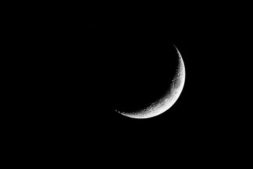 Obraz na płótnie Canvas Crescent moon as seen from Dubai