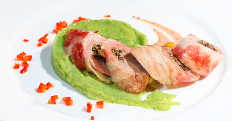 Pork tenderloin with broccoli puree.