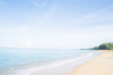 Fototapeta na wymiar Background sky and sea ,Bright in Phuket Thailand
