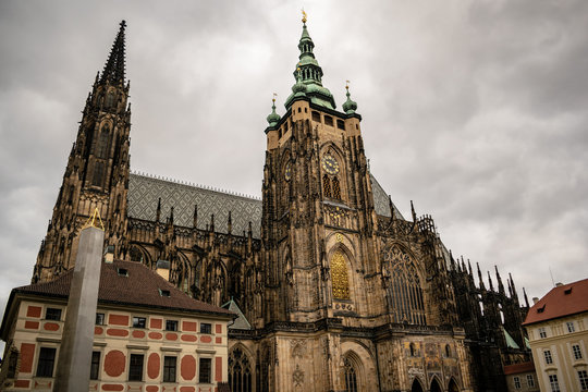 Veitsdom auf der Prager Burg in Tschechien