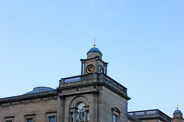 Fototapeta na wymiar clock tower building scenery, Edinburgh, UK.