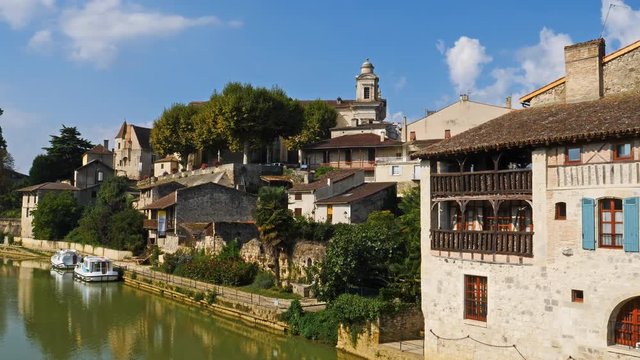 Nerac, Lot et Garonne, south western France. The river Blaise crossing the town