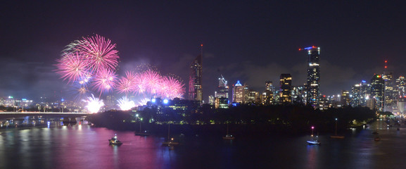 Obraz na płótnie Canvas Fireworks display above Brisbane Queensland Australia